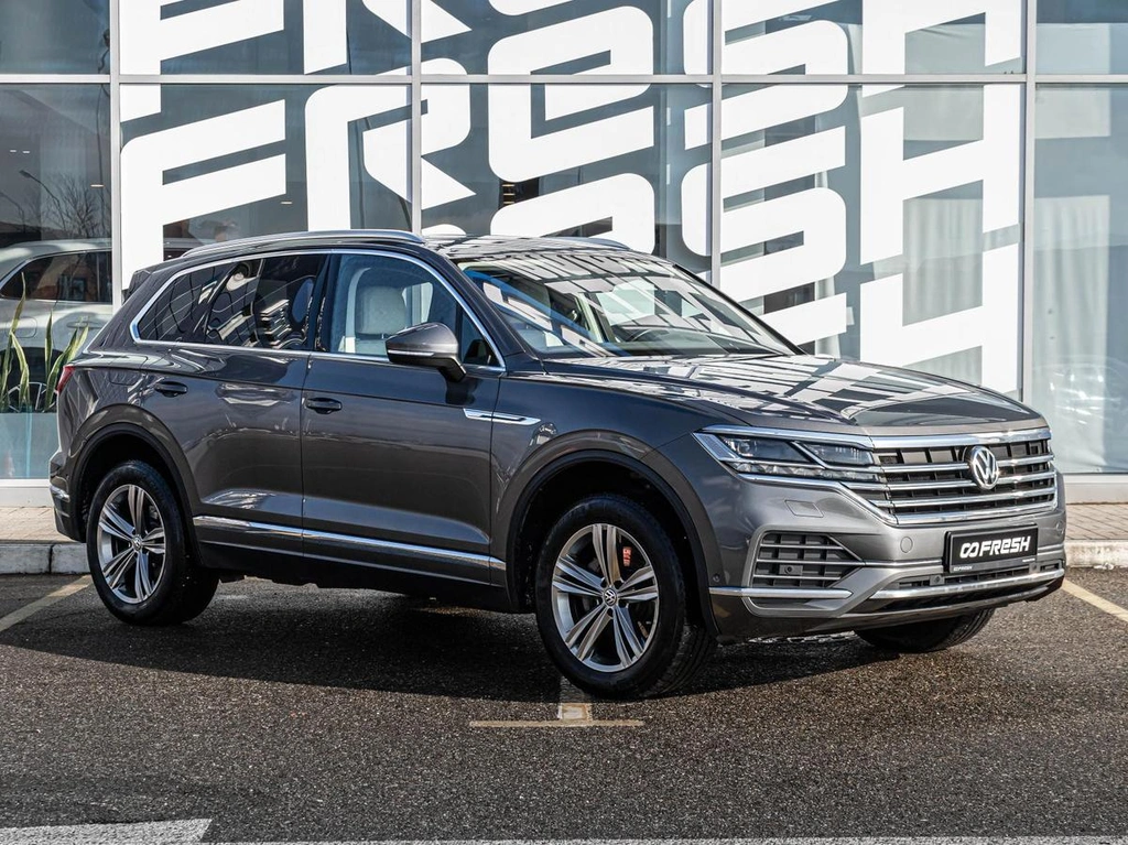 Внедорожник Volkswagen Touareg 2019 года, 5450000 рублей, Краснодар