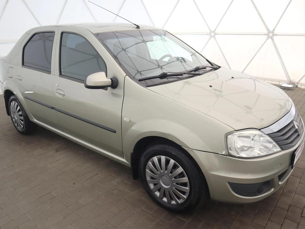 Седан Renault Logan 2014 года, 845000 рублей, Орёл