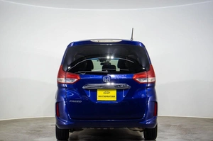 Минивэн Honda Freed 2017 года, 1429000 рублей, Оренбург