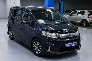 Минивэн Honda Freed 2014 года, 1188000 рублей, Солонцы