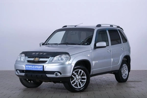 Внедорожник Chevrolet Niva 2016 года, 589000 рублей, Омск