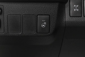 Внедорожник Toyota RAV4 2015 года, 2379000 рублей, Новокузнецк