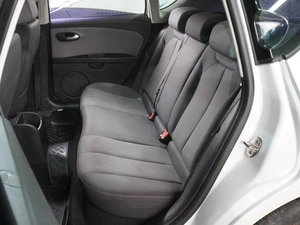 Хетчбэк SEAT Leon 2011 года, 699000 рублей, Воронеж