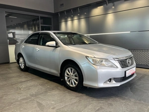 Седан Toyota Camry 2013 года, 1359000 рублей, Абакан