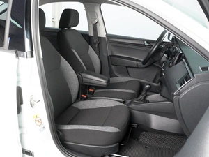 Лифтбек Skoda Rapid 2022 года, 1489000 рублей, Красный Пахарь