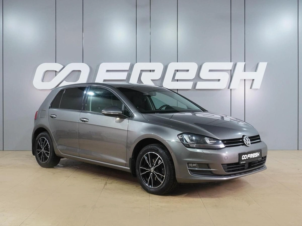 Хетчбэк Volkswagen Golf 2014 года, 1249000 рублей, Воронеж