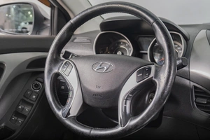 Седан Hyundai Avante 2011 года, 999000 рублей, Томск