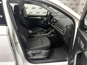 Внедорожник Skoda Karoq 2021 года, 2190000 рублей, Красноярск