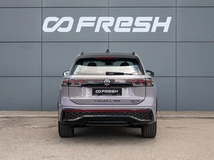 Внедорожник Volkswagen Tiguan L 2025 года, 4800000 рублей, Краснодар