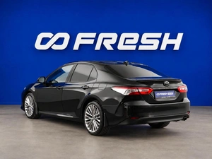 Седан Toyota Camry 2021 года, 3400046 рублей, Москва