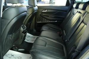 Внедорожник Hyundai Santa Fe 2018 года, 2689000 рублей, Омск