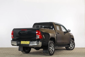 Пикап Toyota Hilux 2018 года, 2739000 рублей, Тюмень