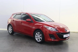 Хэтчбек Mazda 3 2010 года, 930000 рублей, Брянск