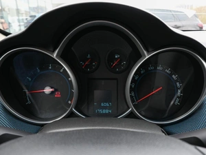 Седан Chevrolet Cruze 2013 года, 802500 рублей, Волгоград