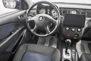 Внедорожник Mitsubishi Outlander 2007 года, 989000 рублей, Барнаул