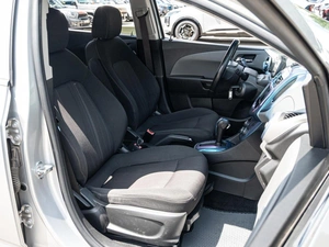 Хетчбэк Chevrolet Aveo 2013 года, 800000 рублей, Краснодар