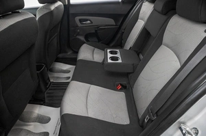 Седан Chevrolet Cruze 2012 года, 799000 рублей, Барнаул
