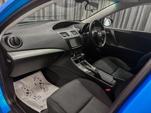 Хетчбэк Mazda Axela 2010 года, 799000 рублей, Красноярск
