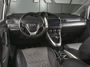 Минивэн Toyota Verso 2013 года, 1199000 рублей, Ростов-на-Дону