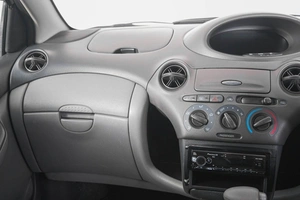 Хетчбэк Toyota Vitz 2000 года, 329000 рублей, Кемерово
