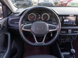 Лифтбек Volkswagen Polo 2021 года, 1489000 рублей, Саратов