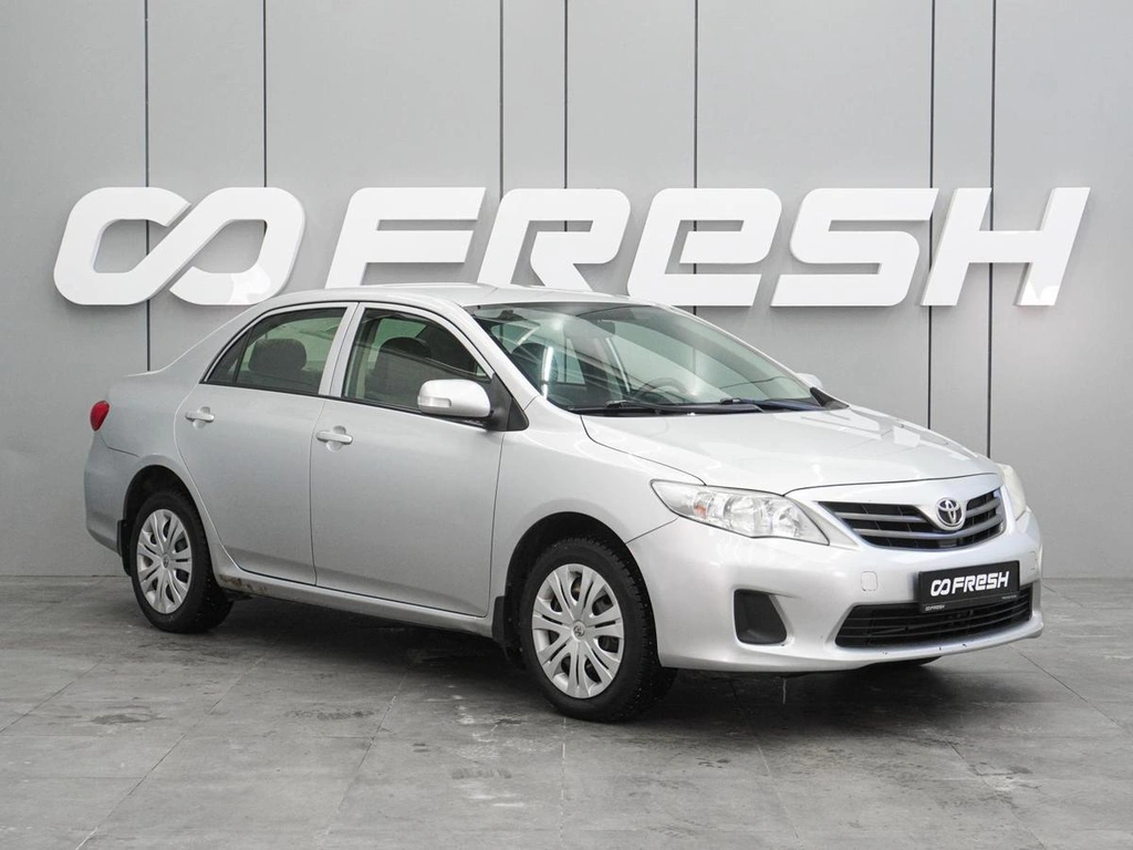 Седан Toyota Corolla 2011 года, 1028000 рублей, Воронеж