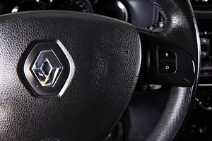 Хетчбэк Renault Sandero 2016 года, 859000 рублей, Пермь