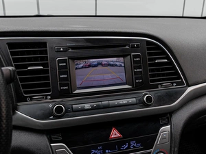 Седан Hyundai Elantra 2016 года, 1345000 рублей, Краснодар