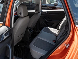 Внедорожник Volkswagen Taos 2021 года, 2340000 рублей, Краснодар