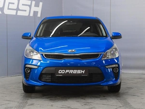 Седан Kia Rio 2019 года, 1470000 рублей, Омск