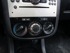 Хетчбэк Opel Corsa 2007 года, 529000 рублей, Краснодар