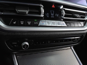 Седан BMW 3 серия 2019 года, 3457000 рублей, Воронеж