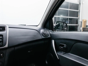 Хетчбэк Renault Sandero Stepway 2018 года, 1049000 рублей, Красноярск