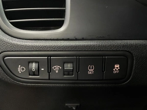 Седан Kia Rio 2018 года, 1410000 рублей, Ярославль