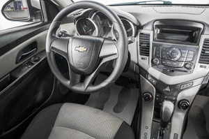 Седан Chevrolet Cruze 2012 года, 799000 рублей, Барнаул