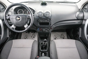 Хетчбэк Chevrolet Aveo 2010 года, 399000 рублей, Красноярск