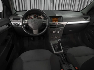 Хетчбэк Opel Astra 2006 года, 385000 рублей, Ставрополь