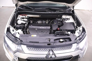 Внедорожник Mitsubishi Outlander 2018 года, 1950000 рублей, Брянск