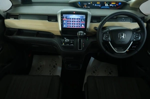 Минивэн Honda Freed 2019 года, 1689000 рублей, Омск