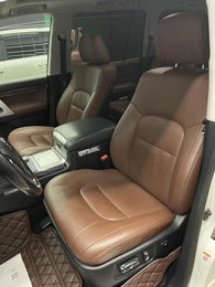 Внедорожник Toyota Land Cruiser 2018 года, 8600000 рублей, Красноярск
