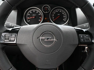 Хетчбэк Opel Astra 2007 года, 769000 рублей, Волгоград