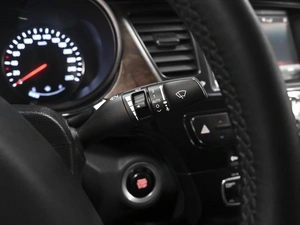 Седан Kia Quoris 2013 года, 1696000 рублей, Ставрополь