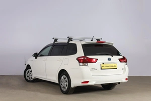 Универсал Toyota Corolla Fielder 2018 года, 1529000 рублей, Новосибирск