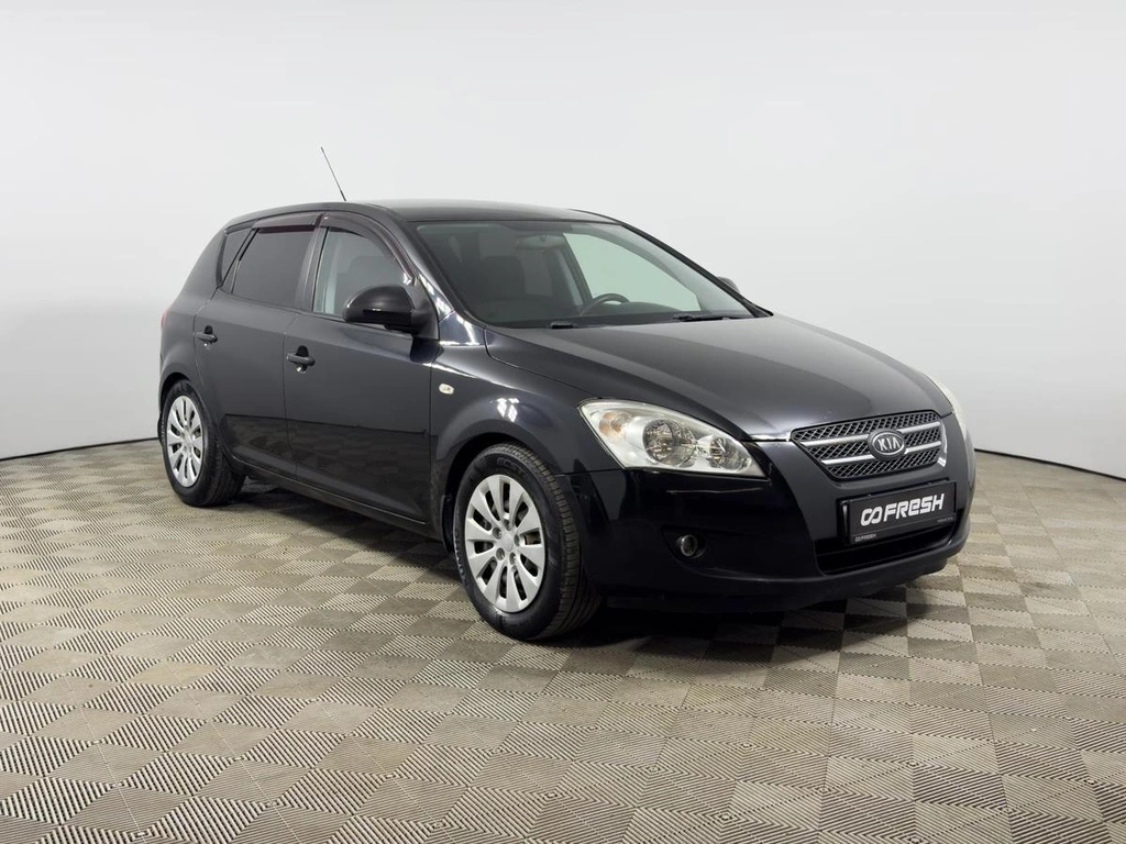 Хетчбэк Kia Ceed 2008 года, 614900 рублей, Казань