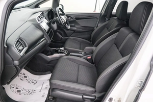 Хетчбэк Honda Fit 2017 года, 1249000 рублей, Красноярск
