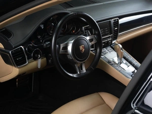 Лифтбек Porsche Panamera 4 2013 года, 2889000 рублей, Тюмень