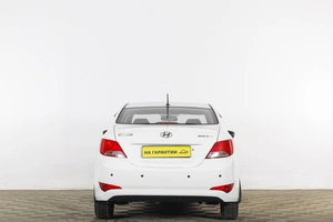 Седан Hyundai Solaris 2014 года, 969000 рублей, Тюмень