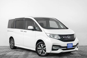Минивэн Honda Stepwgn Spada 2016 года, 1699000 рублей, Кемерово