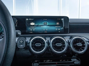 Хетчбэк Mercedes-benz A-класс 2018 года, 2599000 рублей, Нижний Новгород