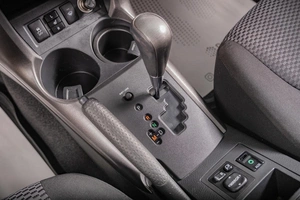 Внедорожник Toyota RAV4 2011 года, 1499000 рублей, Томск